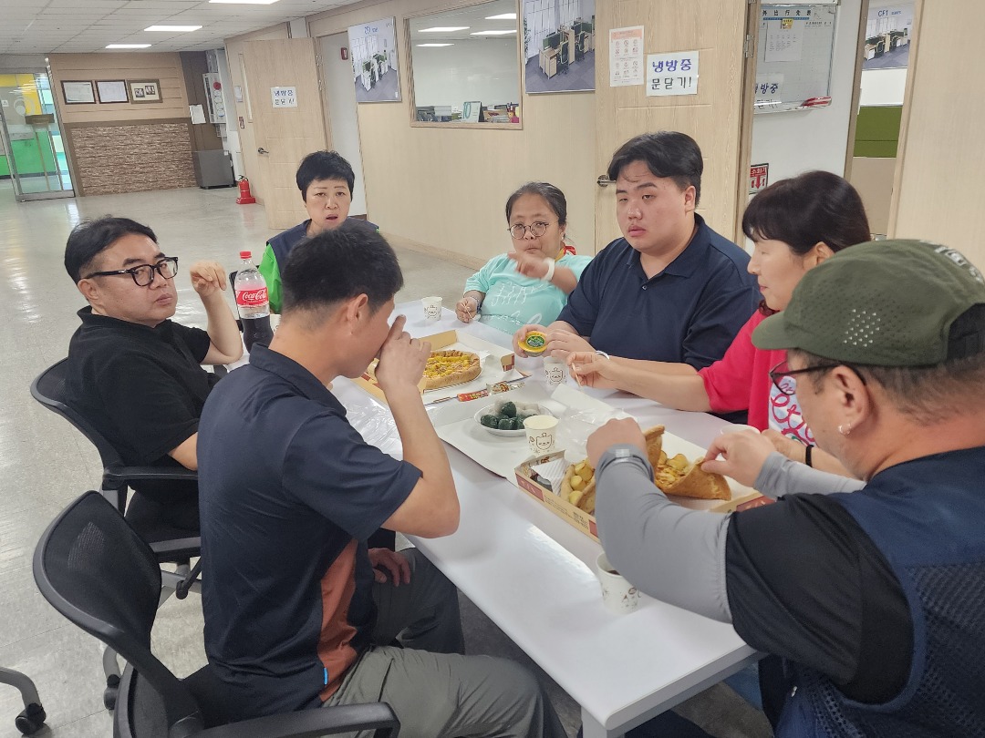 KakaoTalk_20251013_102753082_09 (1).jpg